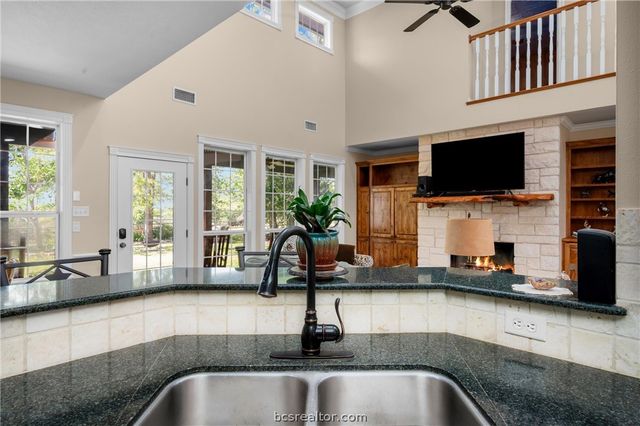 6400 Koppe Bridge Road, College Station, TX 77845
