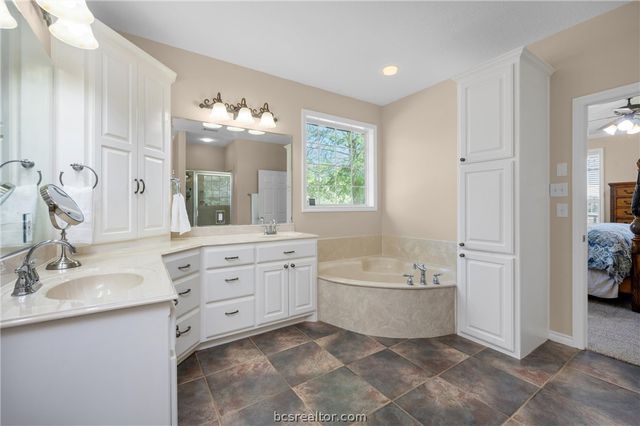 6400 Koppe Bridge Road, College Station, TX 77845