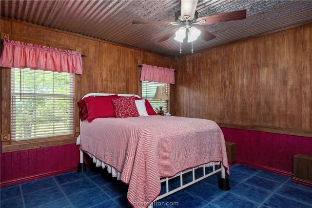 6400 Koppe Bridge Road, College Station, TX 77845