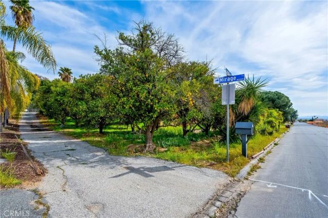 11760 Lasselle Street, Moreno Valley, CA 92557