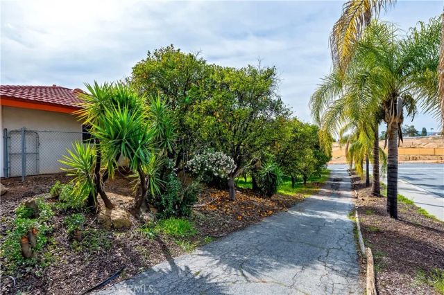 11760 Lasselle Street, Moreno Valley, CA 92557