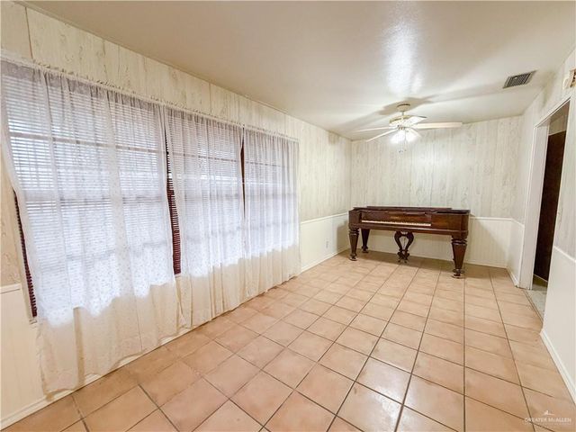 713 Virginia Avenue, La Feria, TX 78559