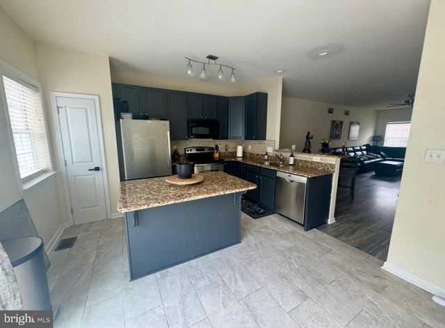 510 BOXWOOD LN, Woodbury, NJ 08096