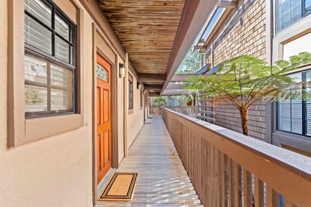 8870 Villa La Jolla Dr 210, La Jolla, CA 92037