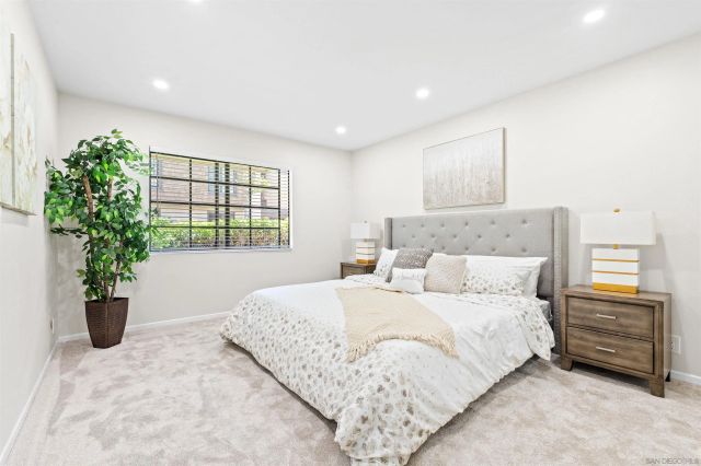 8870 Villa La Jolla Dr 210, La Jolla, CA 92037