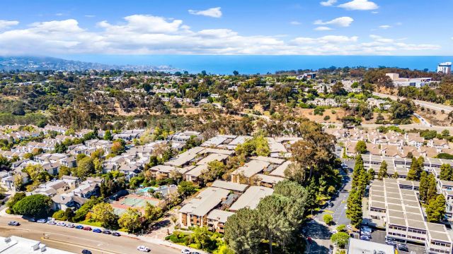 8870 Villa La Jolla Dr 210, La Jolla, CA 92037