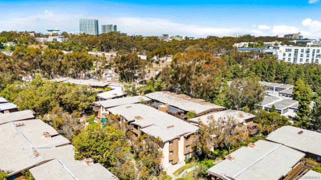 8870 Villa La Jolla Dr 210, La Jolla, CA 92037