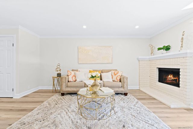 8870 Villa La Jolla Dr 210, La Jolla, CA 92037