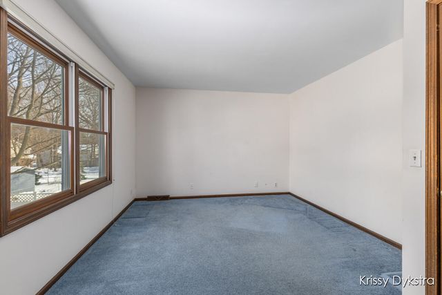 699 Brookfield Drive, Holland, MI 49423