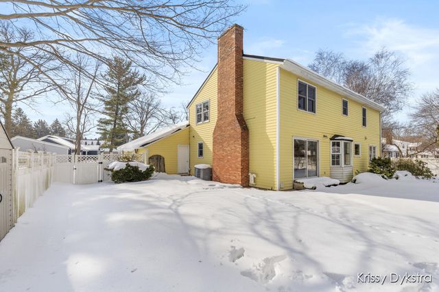 699 Brookfield Drive, Holland, MI 49423