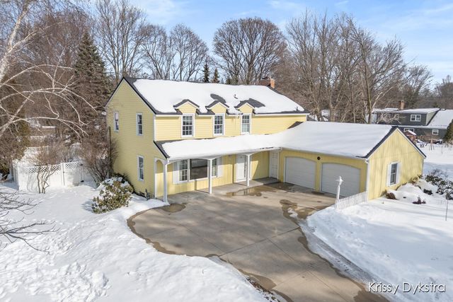 699 Brookfield Drive, Holland, MI 49423