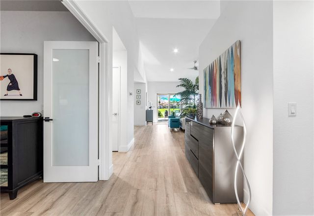 42304 Sand Dune Dr, Palm Desert, CA 92211