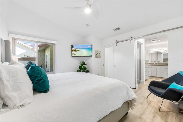 42304 Sand Dune Dr, Palm Desert, CA 92211