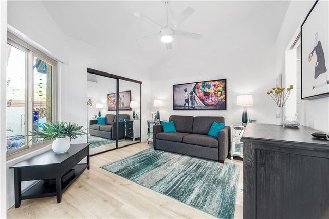 42304 Sand Dune Dr, Palm Desert, CA 92211