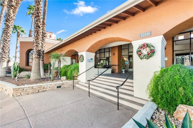 42304 Sand Dune Dr, Palm Desert, CA 92211