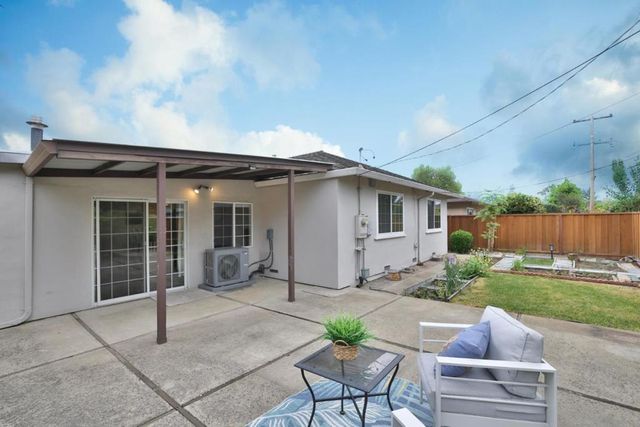 486 Peralta Avenue, Sunnyvale, CA 94086