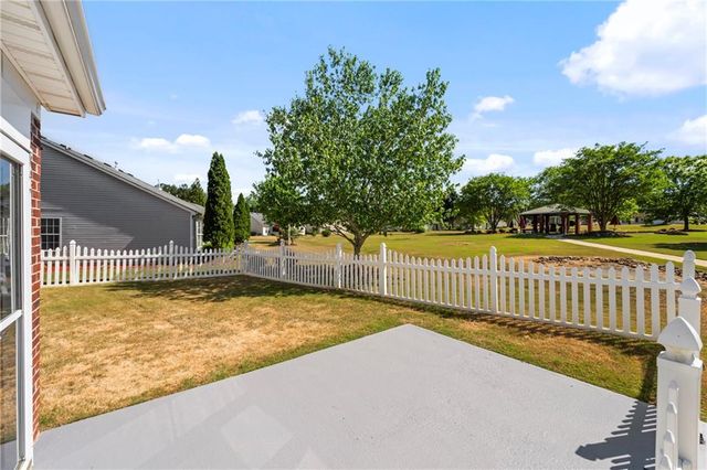 740 Jacoby Drive, Loganville, GA 30052