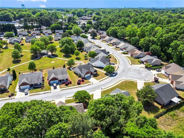 740 Jacoby Drive, Loganville, GA 30052