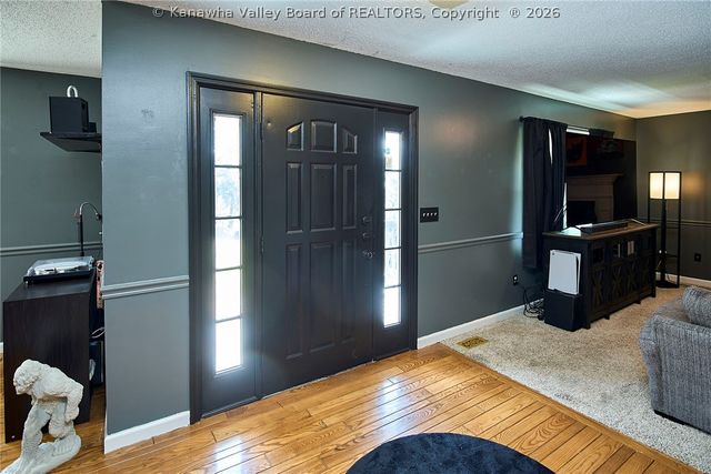 5217 Dellway Drive, Cross Lanes, WV 25313