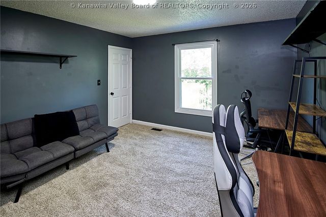 5217 Dellway Drive, Cross Lanes, WV 25313