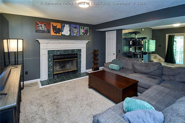 5217 Dellway Drive, Cross Lanes, WV 25313
