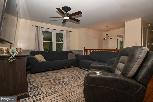 5 OAKLYN TERRACE, Pittsgrove, NJ 08318