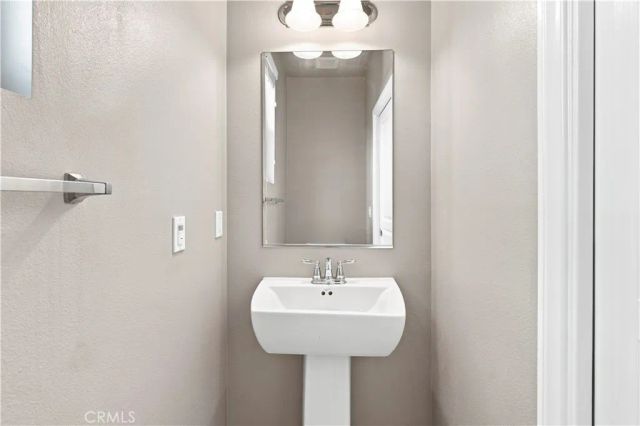 3147 E Discovery St, Ontario, CA 91762