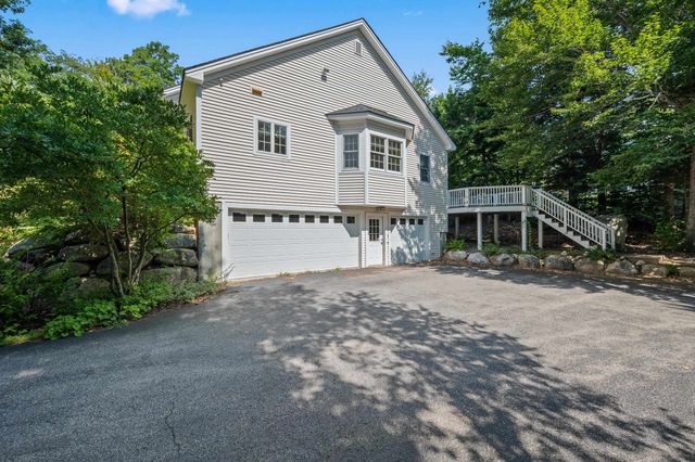138 Samuel Hale Drive, Hales Location, NH 03860