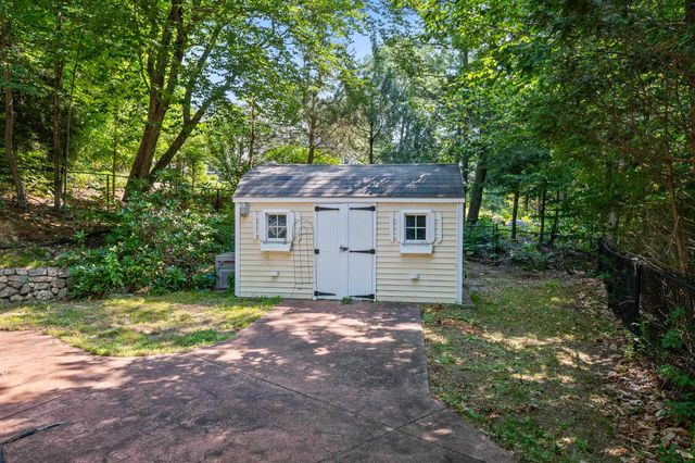 138 Samuel Hale Drive, Hales Location, NH 03860