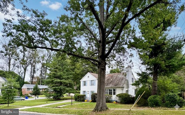 5815 CROMWELL DR, Bethesda, MD 20816