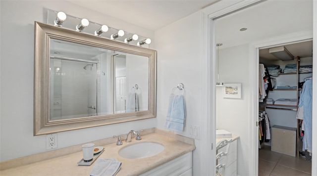 625 Oaks Drive 808, Pompano Beach, FL 33069