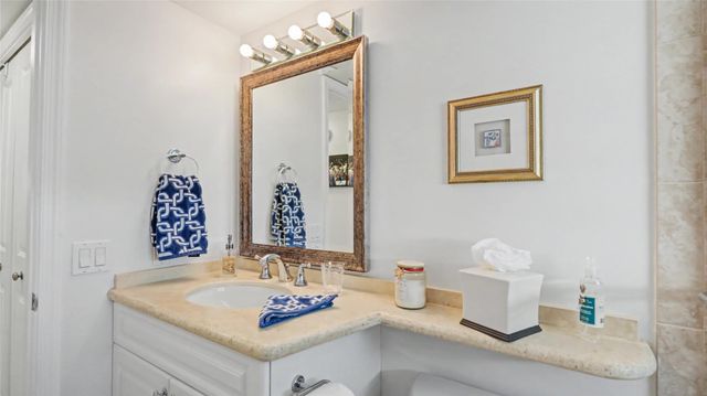 625 Oaks Drive 808, Pompano Beach, FL 33069