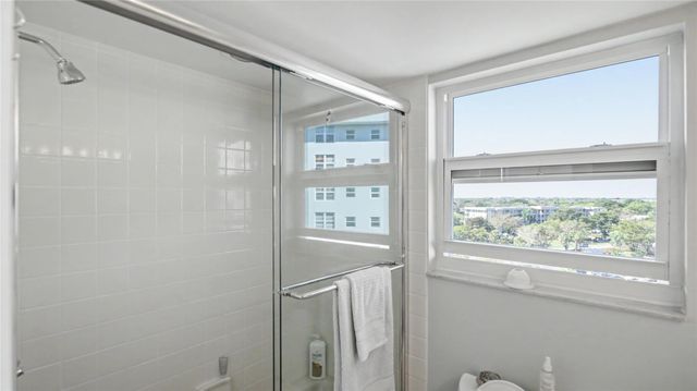 625 Oaks Drive 808, Pompano Beach, FL 33069