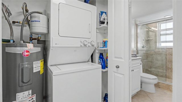 625 Oaks Drive 808, Pompano Beach, FL 33069