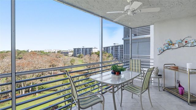 625 Oaks Drive 808, Pompano Beach, FL 33069