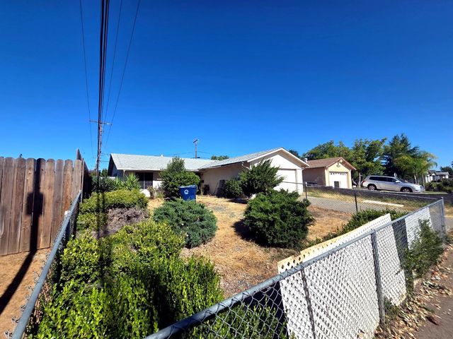 10229 S White Rock Rd, Rancho Cordova, CA 95670