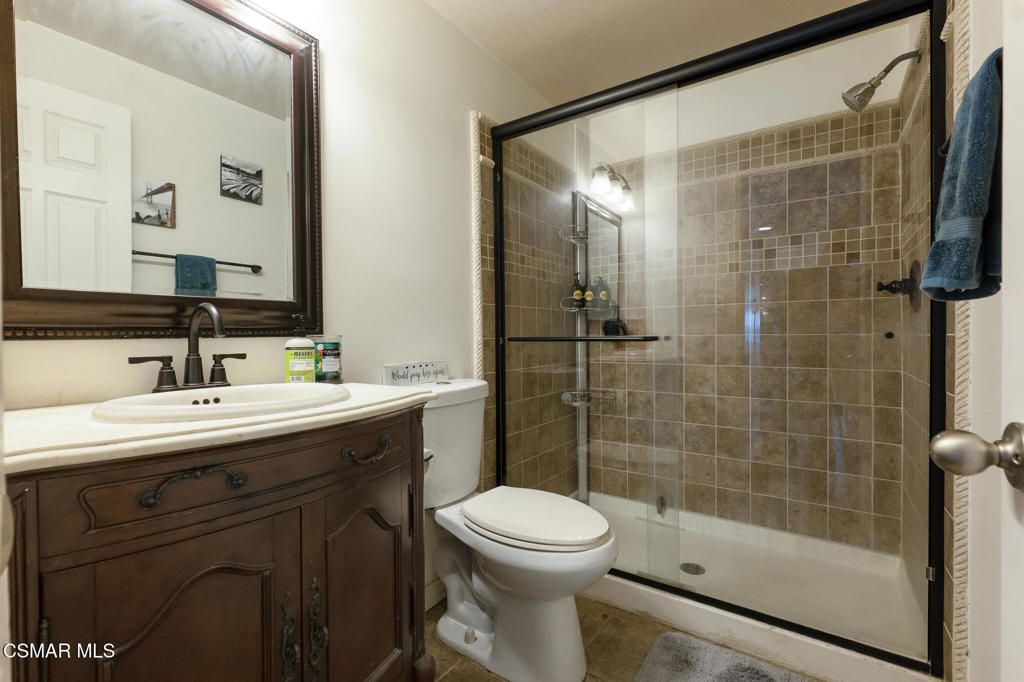 Image 13 of property listing at 22340 Germain Street 3, Chatsworth, CA 91311