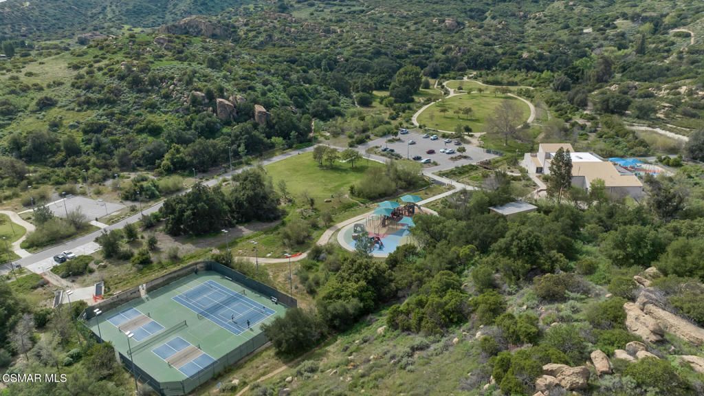 Image 24 of property listing at 22340 Germain Street 3, Chatsworth, CA 91311