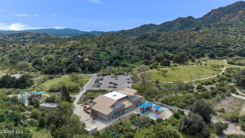 Image 25 of property listing at 22340 Germain Street 3, Chatsworth, CA 91311