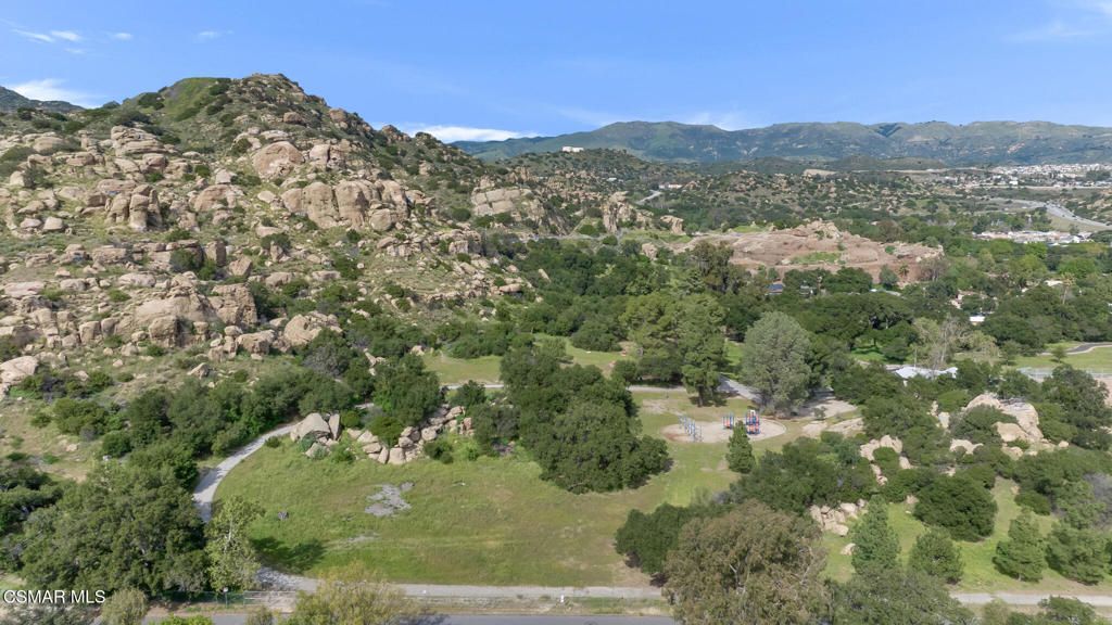 Image 26 of property listing at 22340 Germain Street 3, Chatsworth, CA 91311