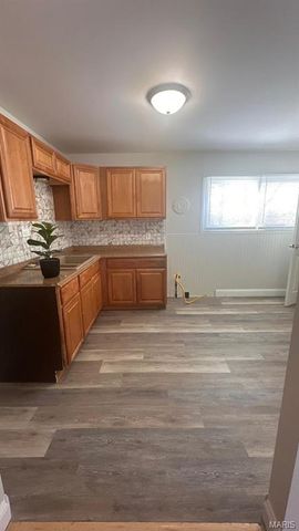 3437 Elmhurst Drive, Bel Ridge, MO 63121