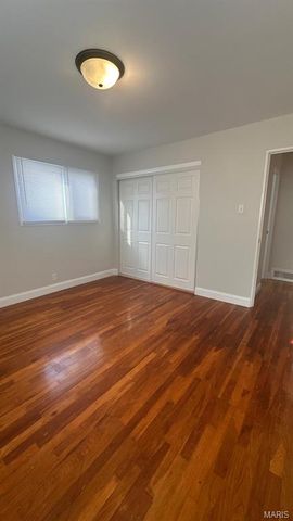 3437 Elmhurst Drive, Bel Ridge, MO 63121