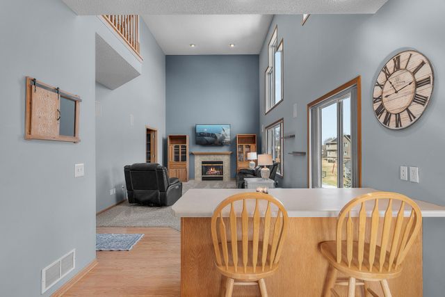 6785 Wildflower Drive S, Cottage Grove, MN 55016