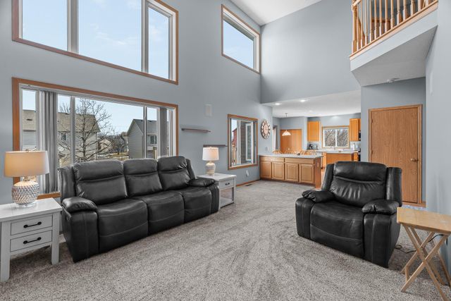 6785 Wildflower Drive S, Cottage Grove, MN 55016