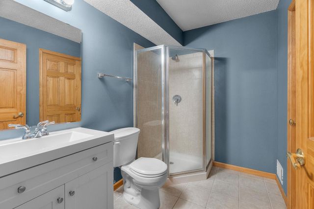 6785 Wildflower Drive S, Cottage Grove, MN 55016