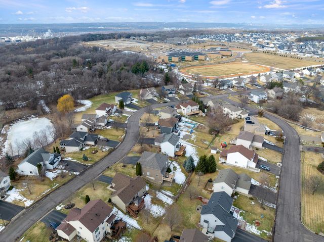 6785 Wildflower Drive S, Cottage Grove, MN 55016