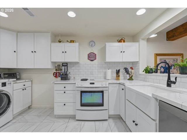 2031 Nw COLUMBIA SUMMIT Dr, Camas, WA 98607