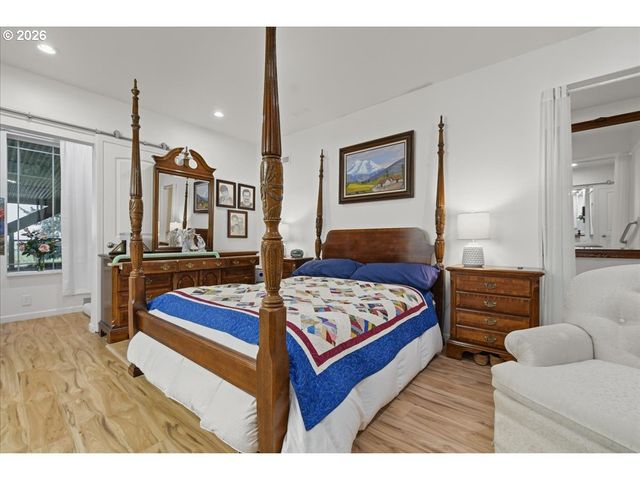 2031 Nw COLUMBIA SUMMIT Dr, Camas, WA 98607