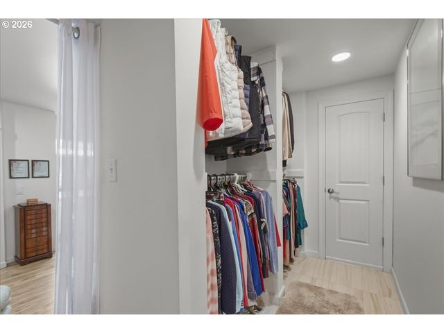 2031 Nw COLUMBIA SUMMIT Dr, Camas, WA 98607