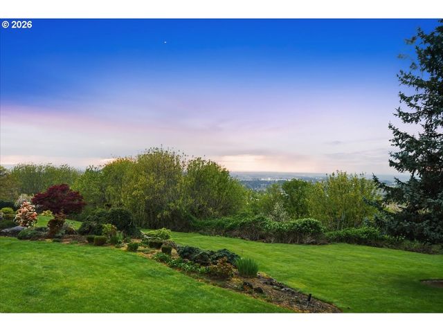 2031 Nw COLUMBIA SUMMIT Dr, Camas, WA 98607